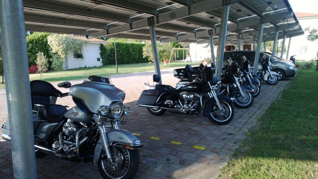 Tris Hotel Orbetello Buitenkant foto
