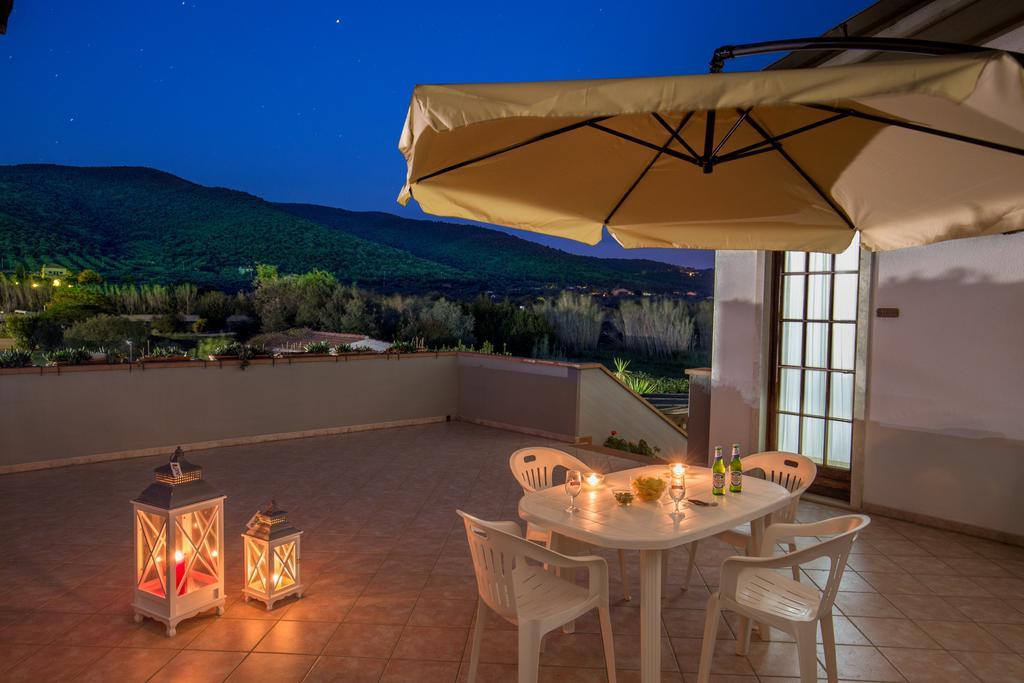 Tris Hotel Orbetello Buitenkant foto