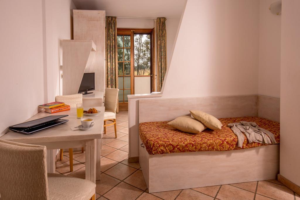 Tris Hotel Orbetello Kamer foto